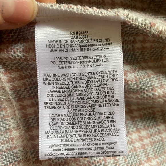 BCBG Double Breast, Pink, Plaid Cropped Blazer Size Small - Picture 5 of 9